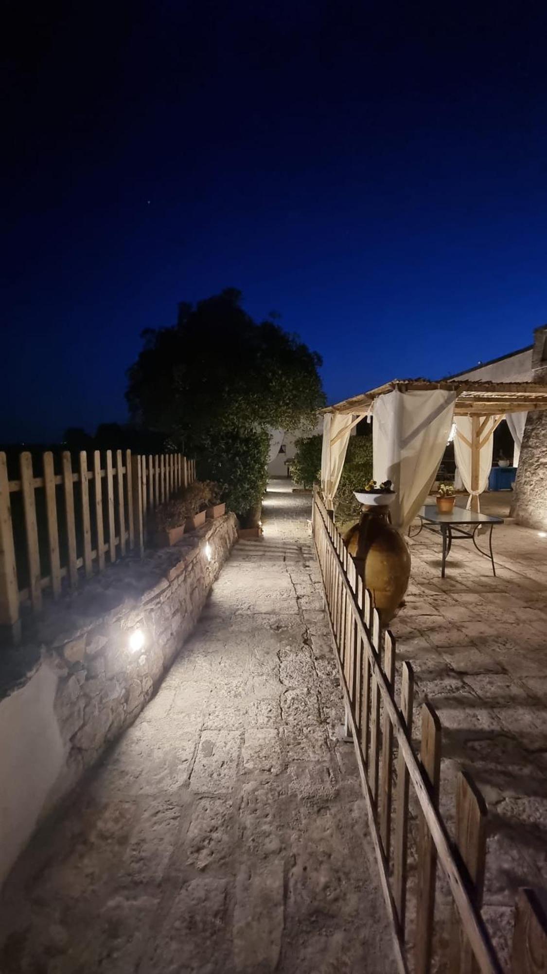 Valle D'Itria Trulli E Alcova Mikael Cisternino Kültér fotó